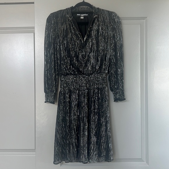 Karl Lagerfeld Paris Metallic Smocked-Waist A-Line Dress size 4 - Picture 3 of 8